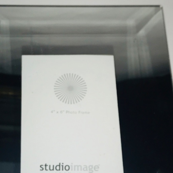 New Studio Silversmiths Bevelled Mirror Frame - Picture 6 of 8